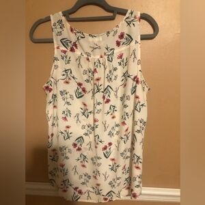 Maurices Floral Tank size Large